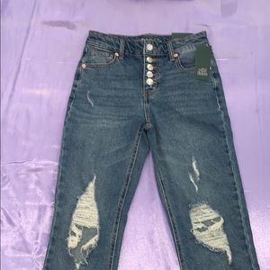00 ripped jeans